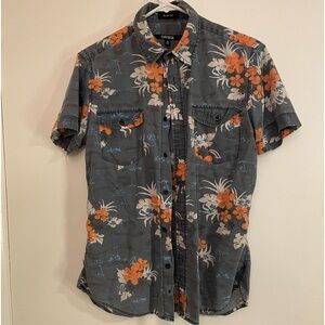 S hawaiian shirt